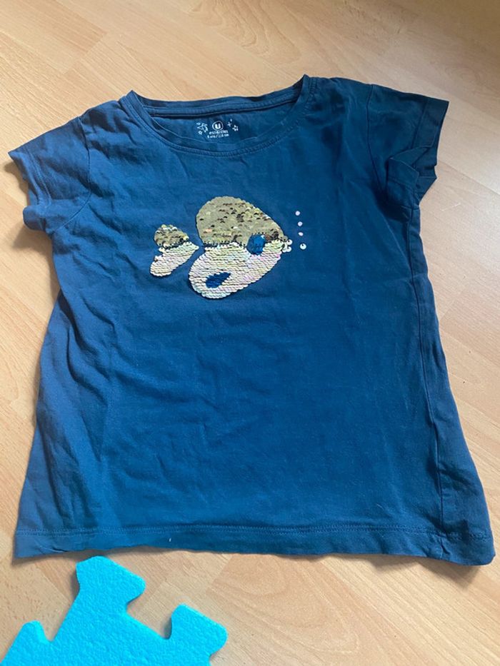 T-shirt à sequins poisson U essentiel Taille 6 ans