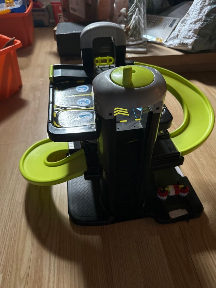 Garage voiture - photo numéro 2