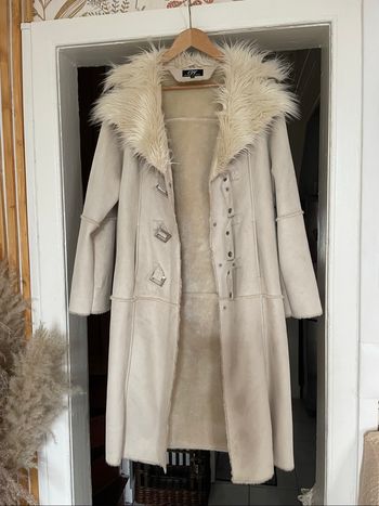 Très beau manteau chaud et chic