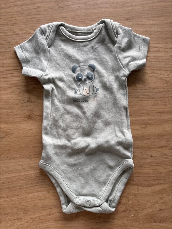 Bodies  3 mois - photo numéro 4