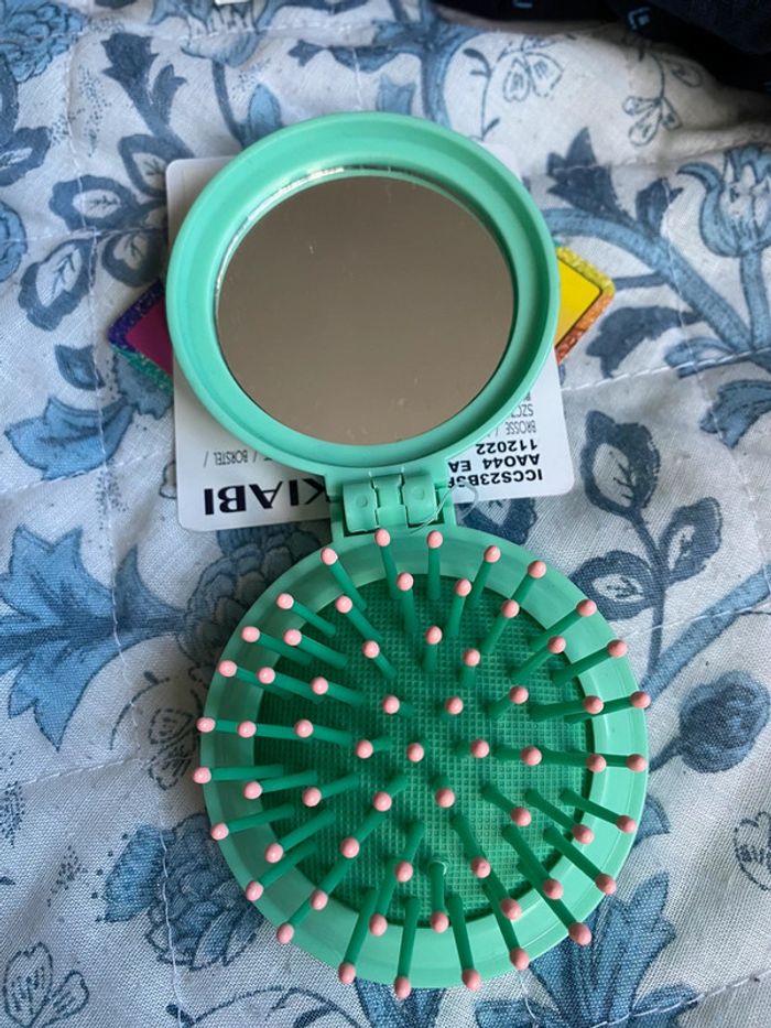 Brosse à cheveux Trolls Kiabi - photo numéro 2