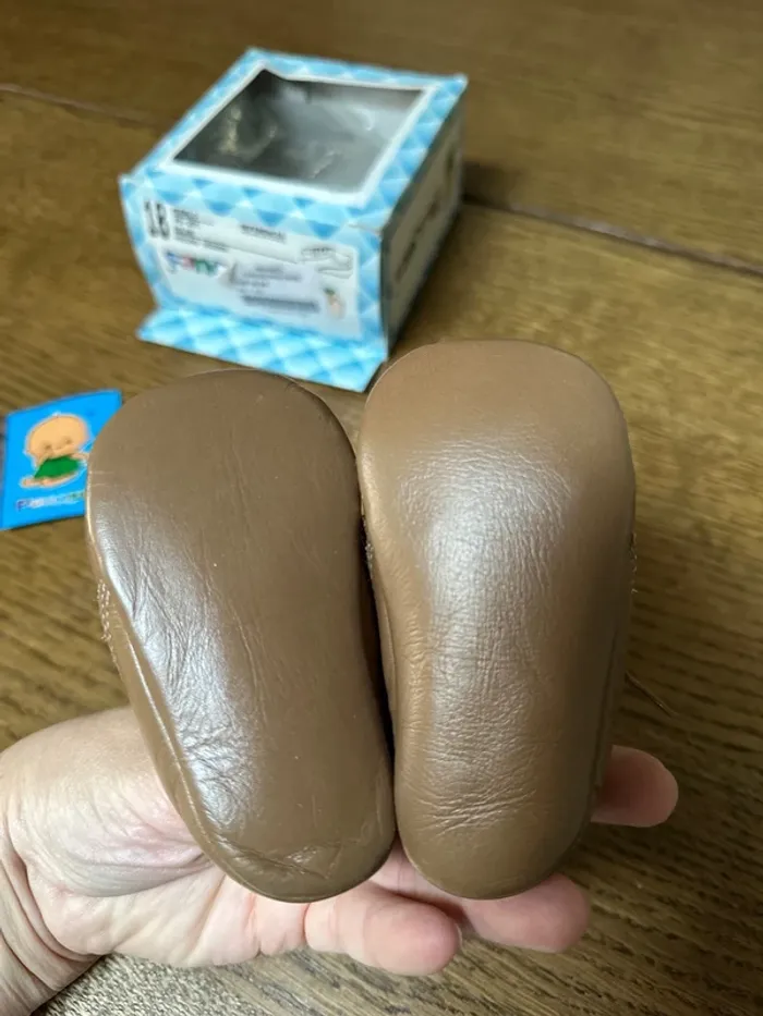 Chaussons en cuir Peuques - photo numéro 3