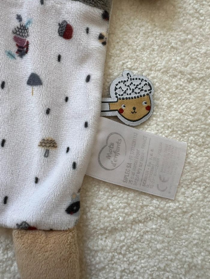 Doudou plat lapin masqué - photo numéro 2