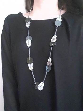 Collier sautoir perles nacrées