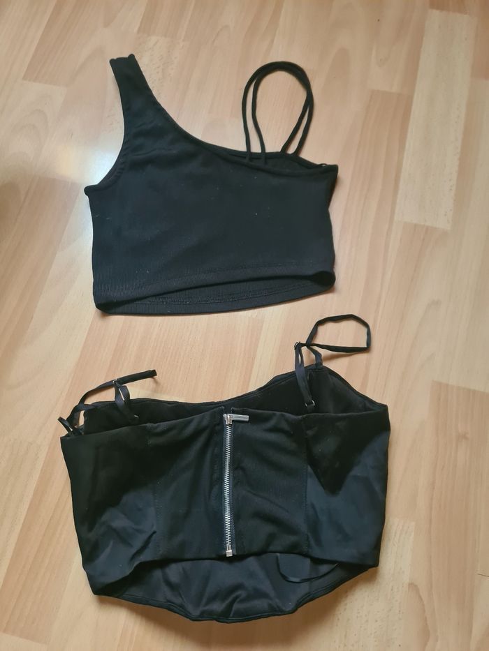 Lot 2 tops noirs Bershka / Taille S - photo numéro 2