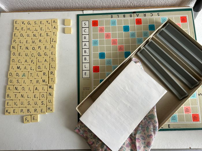 scrabble ancien - photo numéro 3