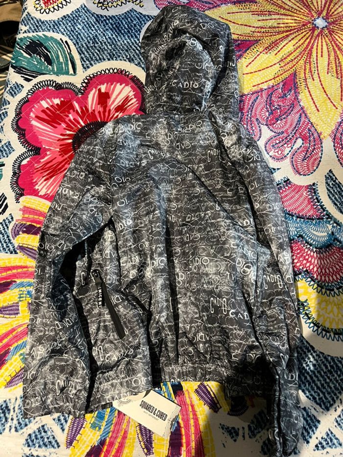 Veste à capuche Squared & Cubed taille 10 ans neuve - photo numéro 5