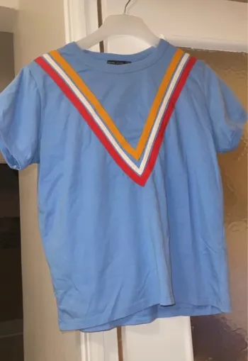 Tshirt bleu bershka taille M