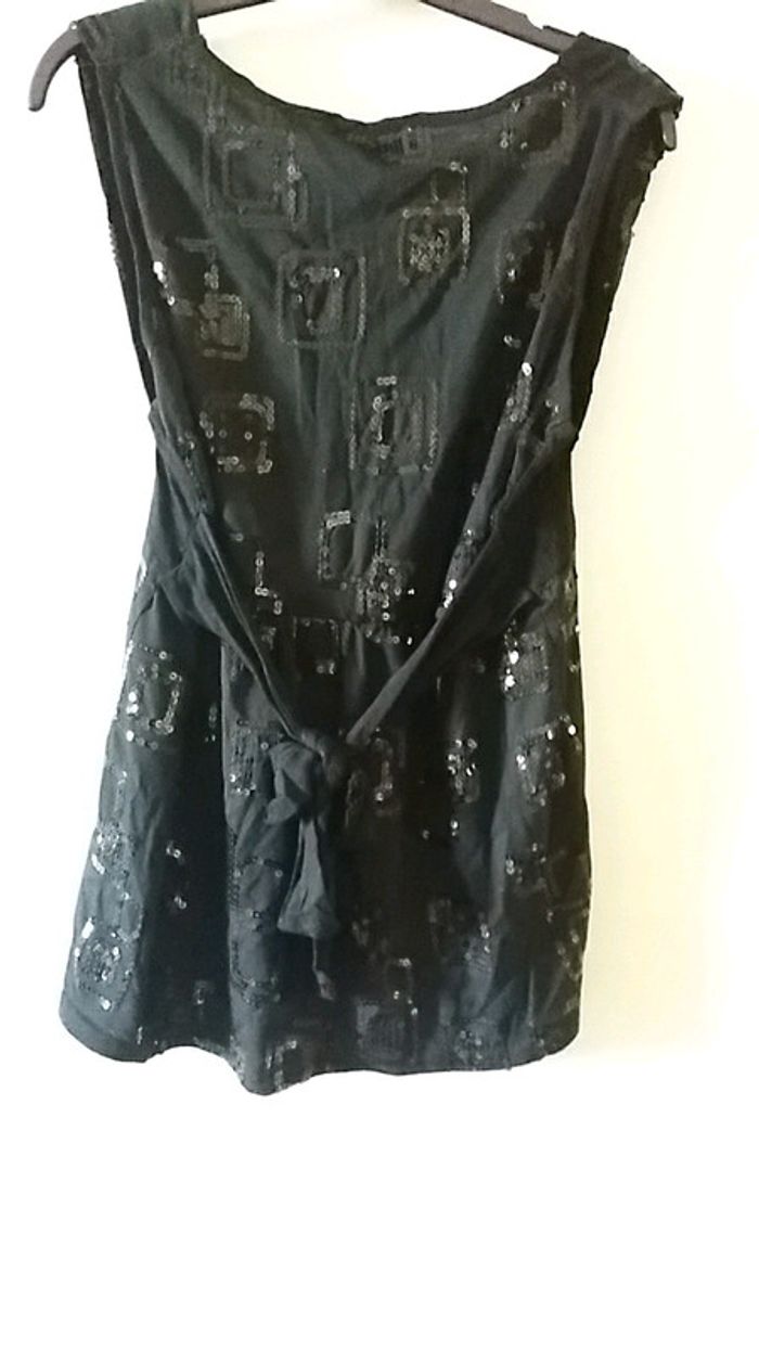 tunique à paillette - photo numéro 4