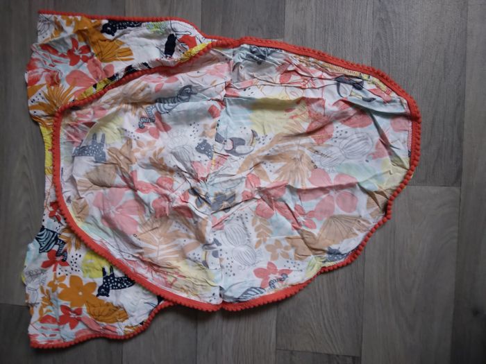 Robe de plage 5 ans NEUF - photo numéro 5