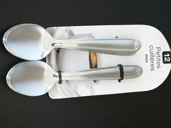 12 petites cuillères en acier inoxydable
