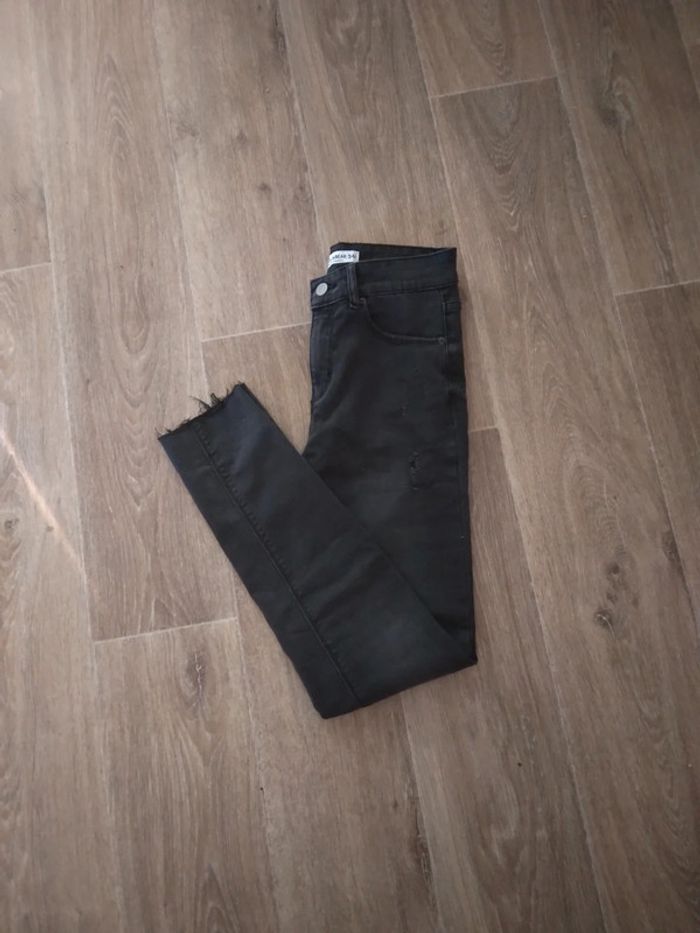 🌸-50% sur les lots jusqu'à demain🌸Jean noi Skinny neuf🌸