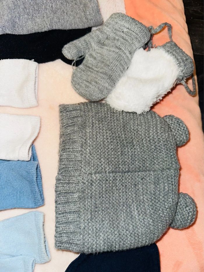 Lot accessoires bébé naissance à 12 mois - photo numéro 10