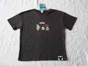 T-shirt gris très foncé fantaisie "Mickey and friends Disney" neuf Taille : 110/116 (4-6 ans)