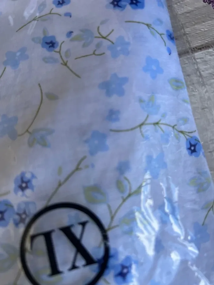 Chemise de Nuit taille XL Jamais porté neuf dans l’emballage - photo numéro 3