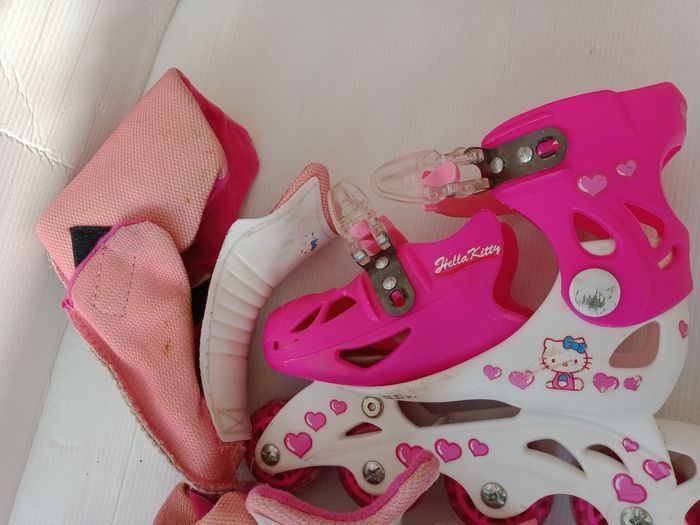 Rollers fille ajustable de 30 au 33 hello kitty - photo numéro 8