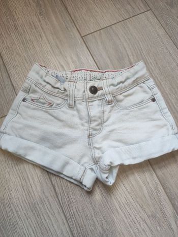 Short en jeans fille deux ans