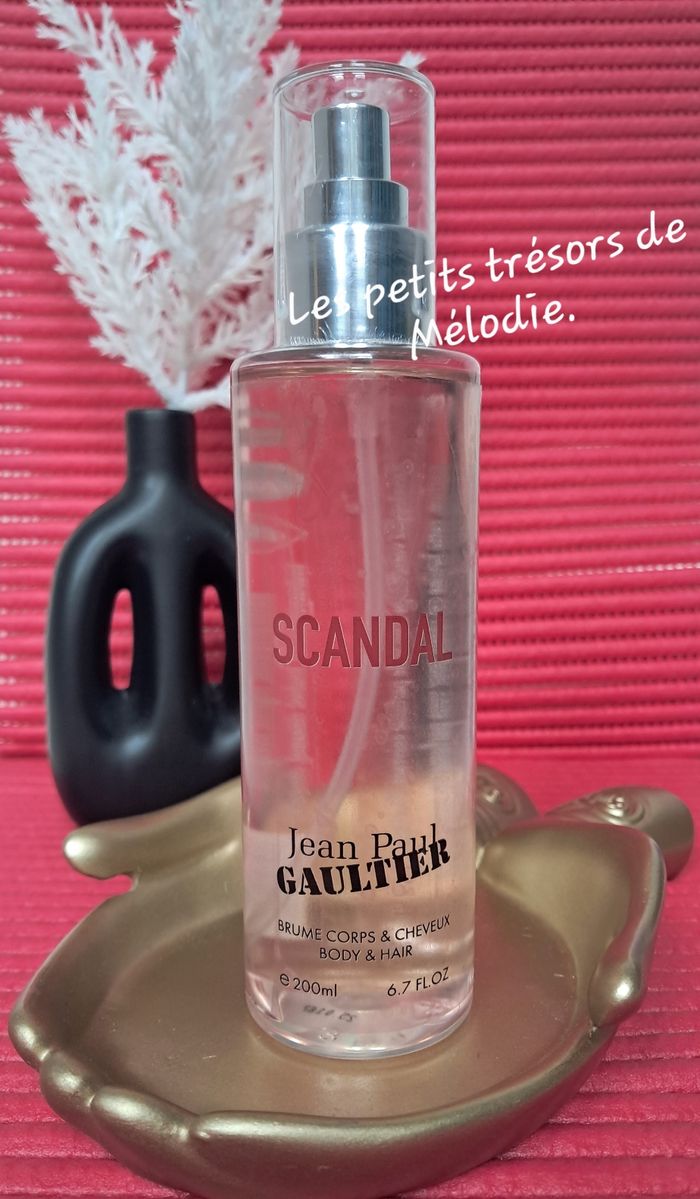 Brume corporelle Scandal Jean Paul Gaultier