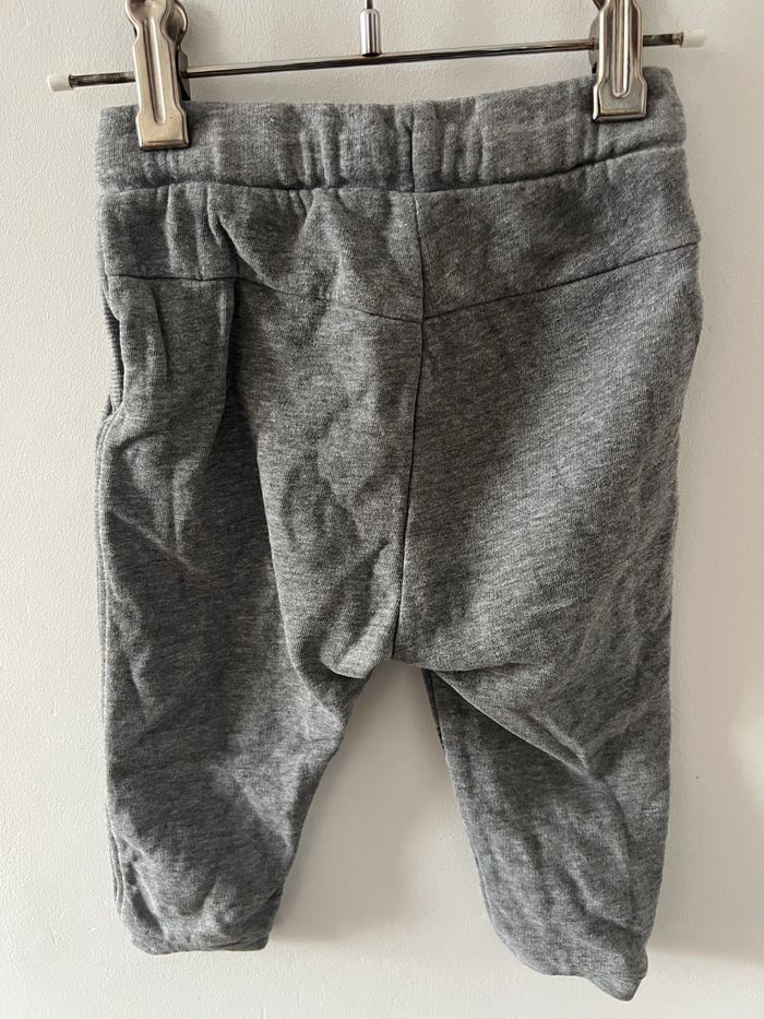 Jogging gris - photo numéro 7