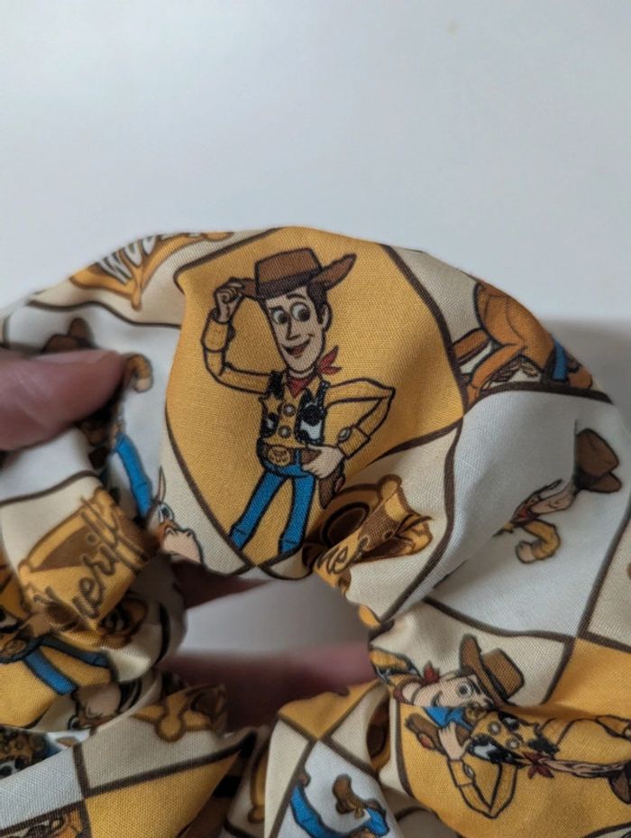Chouchou crunchy Woody – Toy Story - photo numéro 2