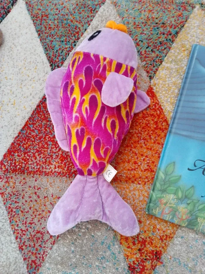 Le poisson arc en ciel fait la paix + grosse peluche poisson - photo numéro 2