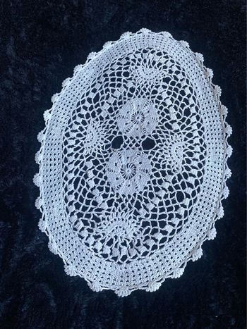 Vintage Napperon crochet oval