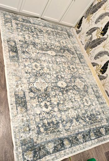 Tapis neuf tout doux