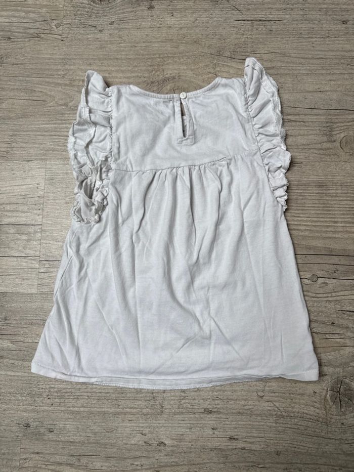 Haut blanc Kiabi 8ans TBE - photo numéro 4