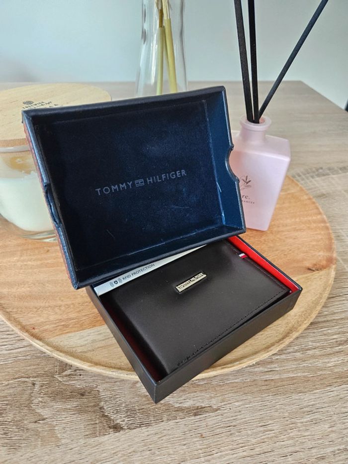 Portefeuille Tommy Hilfiger - photo numéro 7