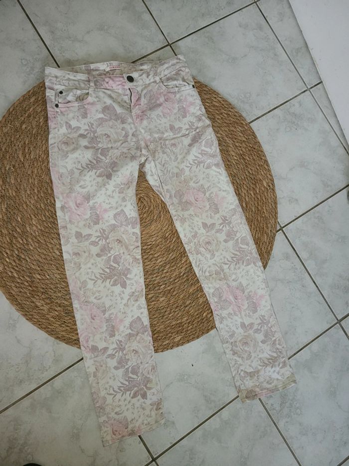 Beau pantalon à fleurs 38