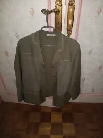 Veste afibel