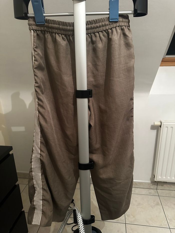 Jogging marron - photo numéro 2