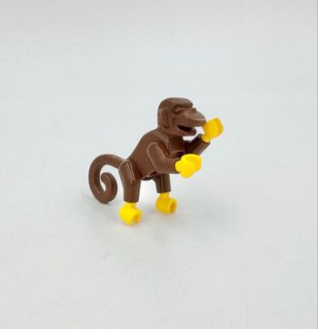 Lego Animaux Gamme Pirate : le Singe marron aux mains jaunes