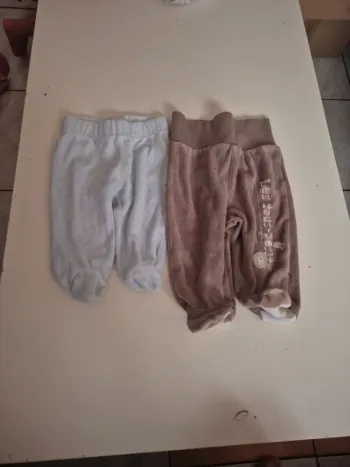 Lot 2 pantalons 3 mois