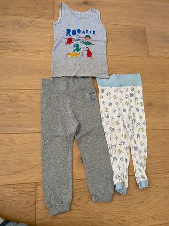 Lot pyjama 2/3 ans