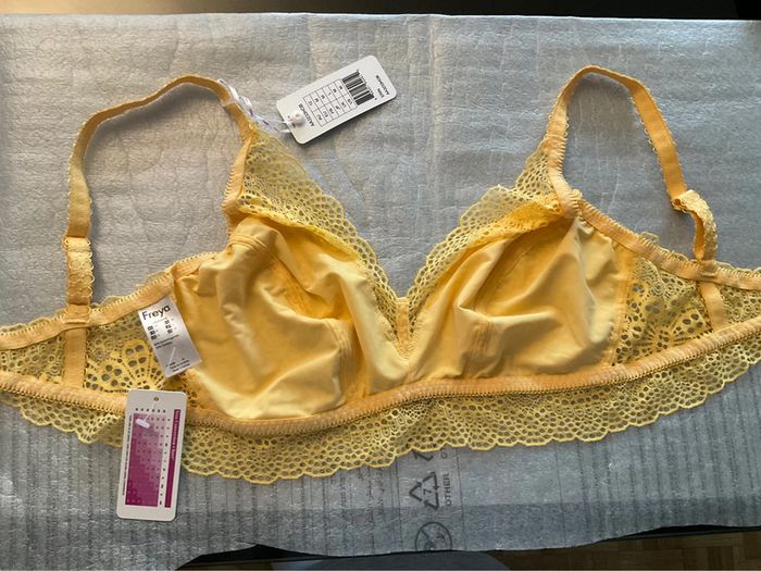 Bralette jaune Freya neuf - photo numéro 7