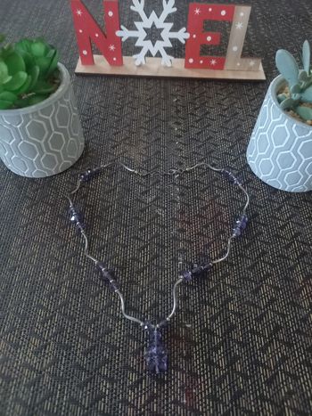 Collier violet fantaisie