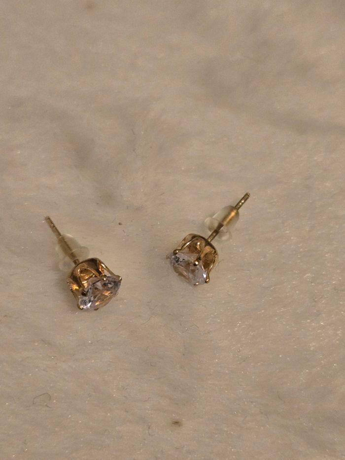 Boucles d'oreilles strass neuves