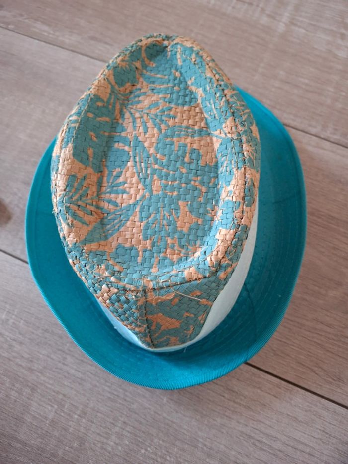 Chapeau - photo numéro 2