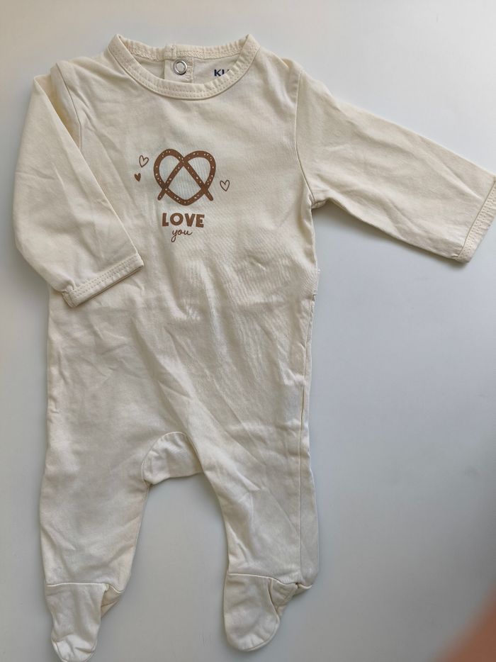 Lot de 2 pyjamas 1 mois neufs - photo numéro 4