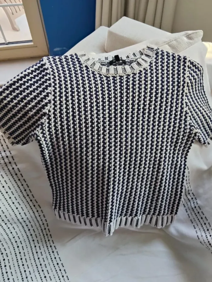 Chemise à manches courtes en tricot noir et blanc