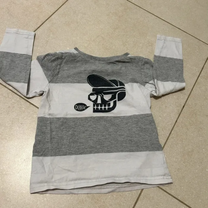 Trois T-shirts manches longues garçon Kiabi taille 4ans - photo numéro 3