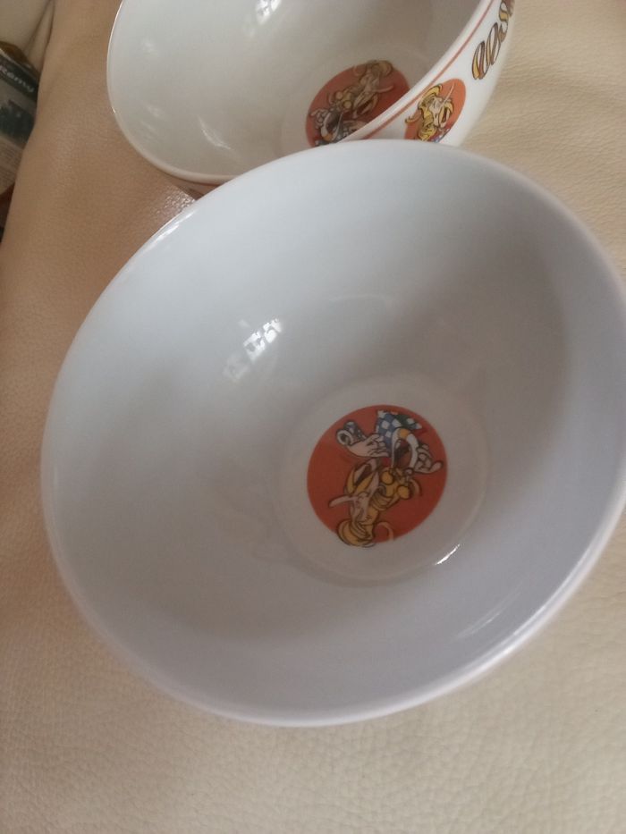 Lot 2 bol s porcelaine série  Astérix - photo numéro 7