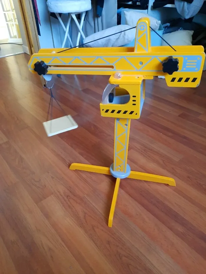 Grue en bois hape