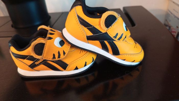 Basket taille 20 neuves - photo numéro 4