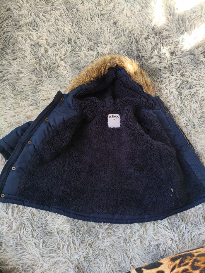 Parka doudoune garçon bleu marine avec capuche fourrée  Gémo taille 24 mois 🧥 - photo numéro 3