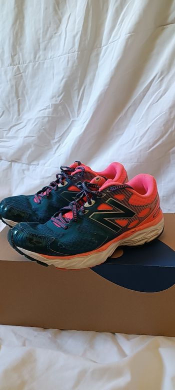 chaussure New balance taille 38