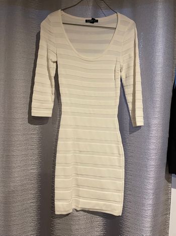 Robe manches 3/4 mango taille S moulante