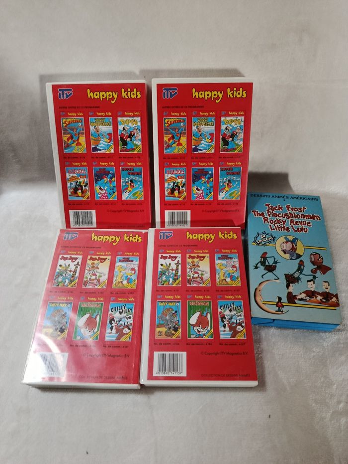 A saisir, lot cassettes VHS  " happy kids  " + 1 offerte ( bien lire svp ) - photo numéro 3