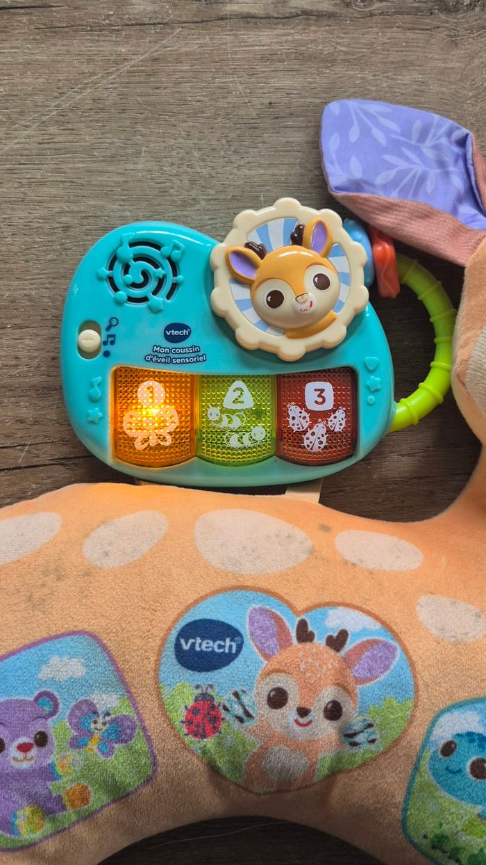 Mon coussin d'éveil sensoriel biche - photo numéro 5